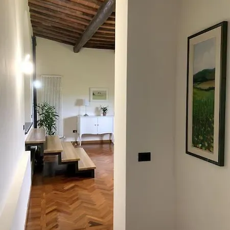 Apartamento In Storica: Giulia Empoli