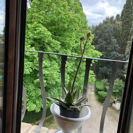 In Storica: Giulia Apartment *